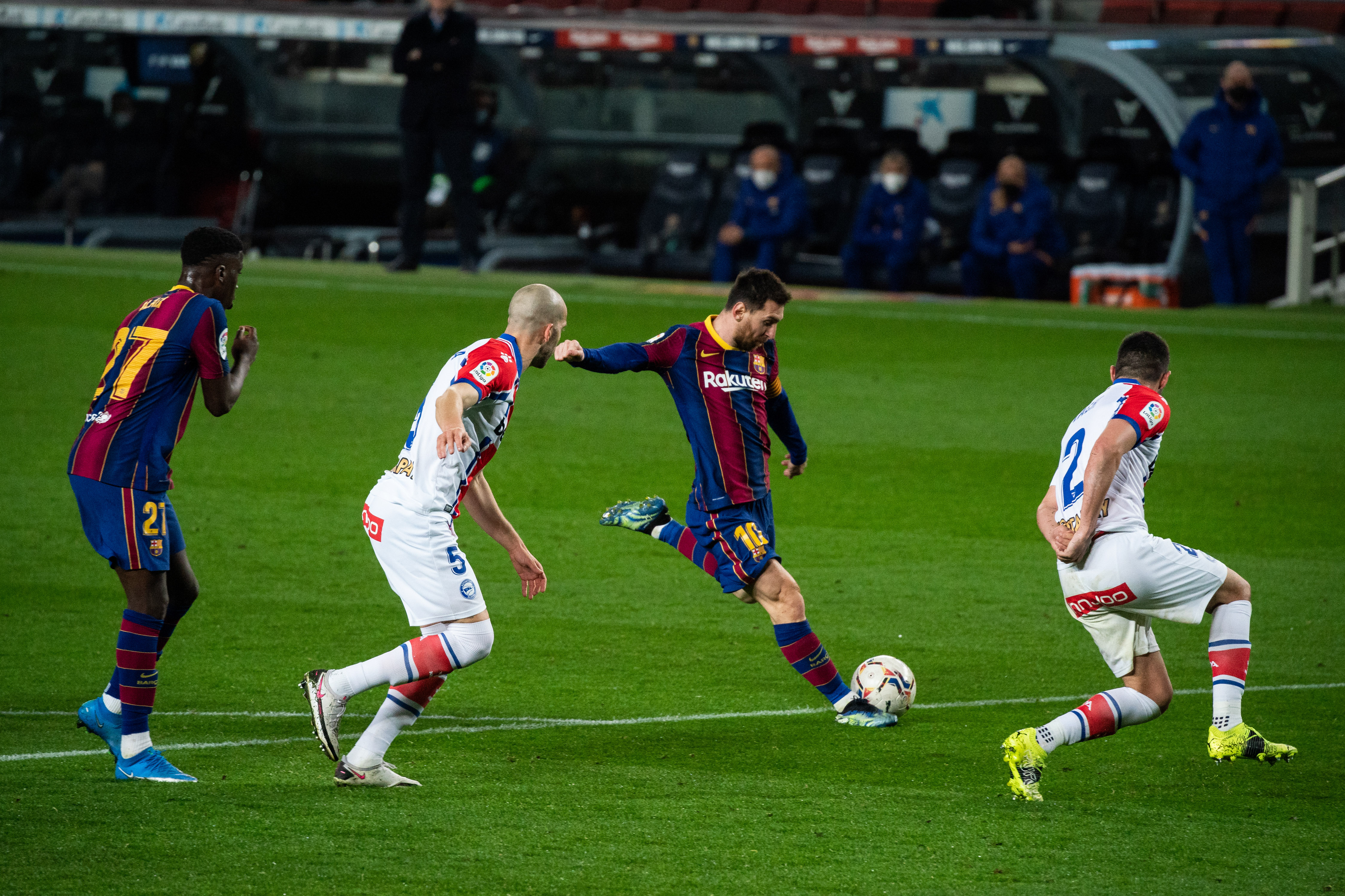 从场上表现 从场上表现