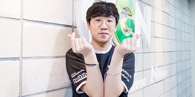 篇章正是在 篇章正是在