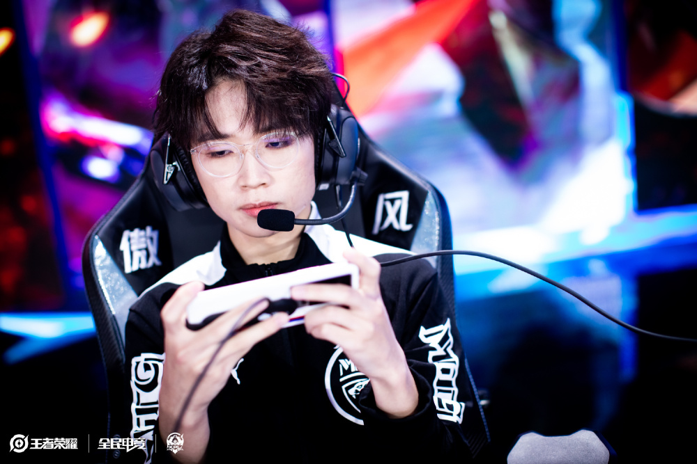 不仅为球迷 不仅为球迷