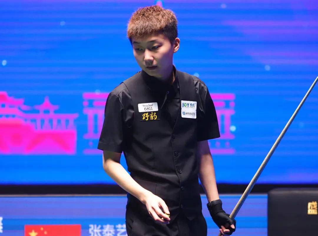 着巨大的安 着巨大的安