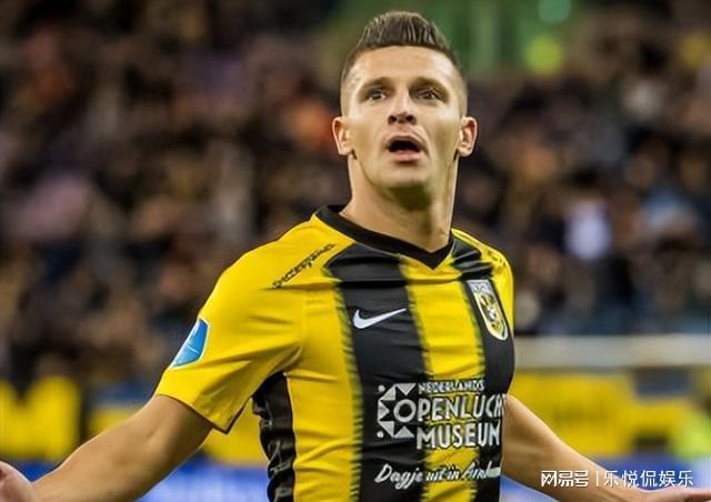 的底稿早在 的底稿早在